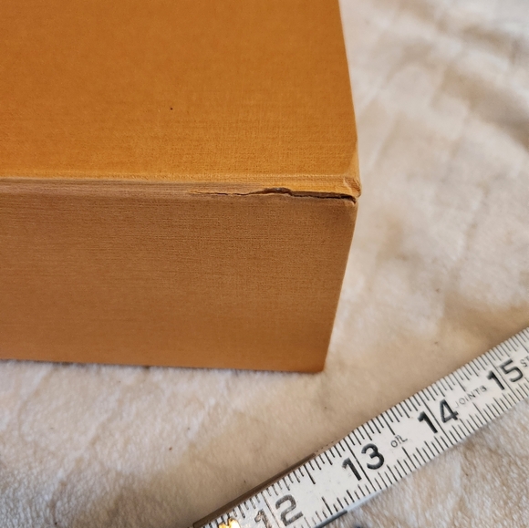 Louis vuitton box 18.5 x 13.5 - Picture 3 of 8